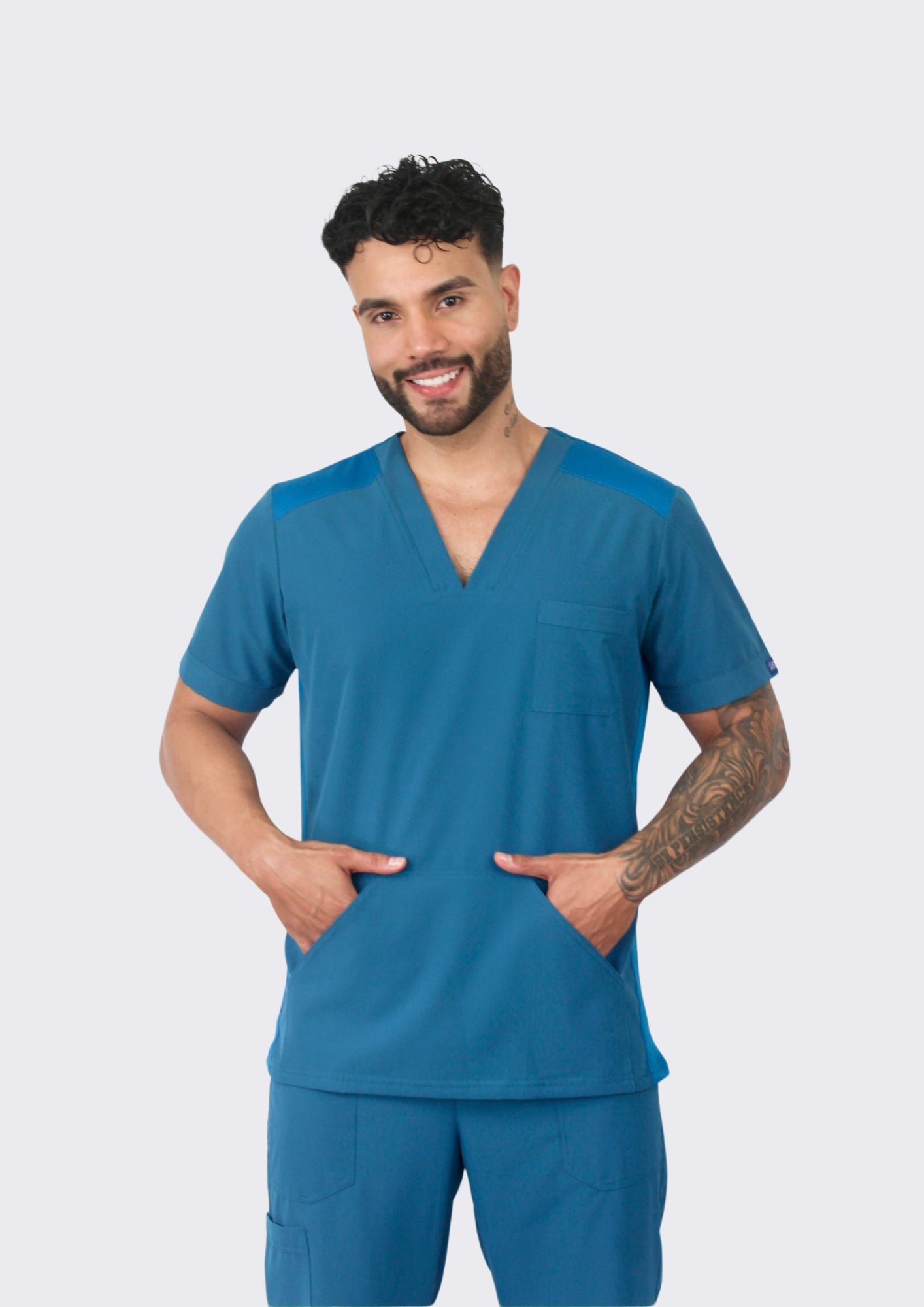 Uniforme New Classic Azul petróleo