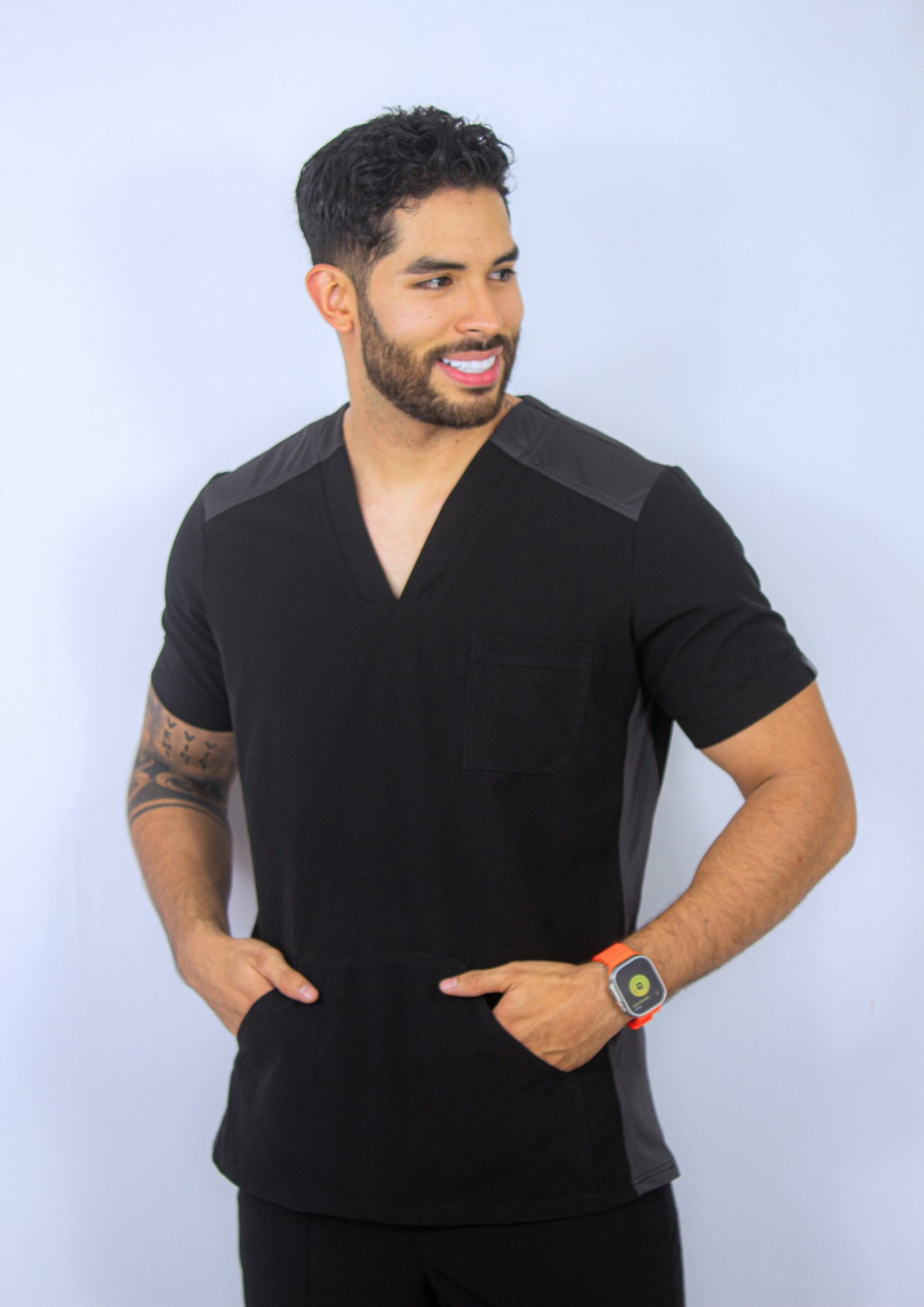 Uniforme New Classic Negro + gris