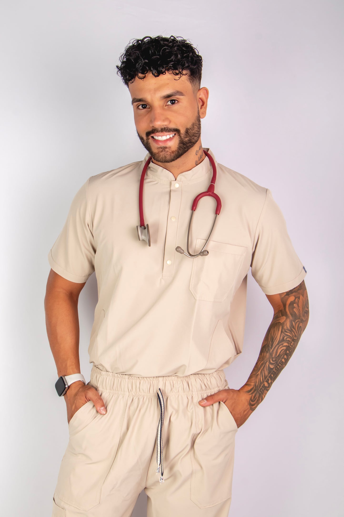 Uniforme Nerú beige