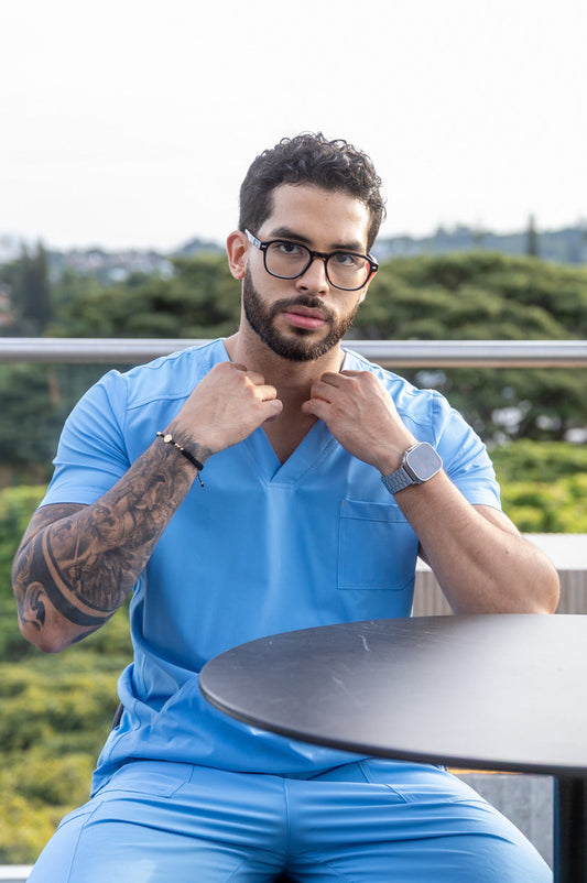 Uniforme New Classic Azul claro ÚLTIMO TALLA XL