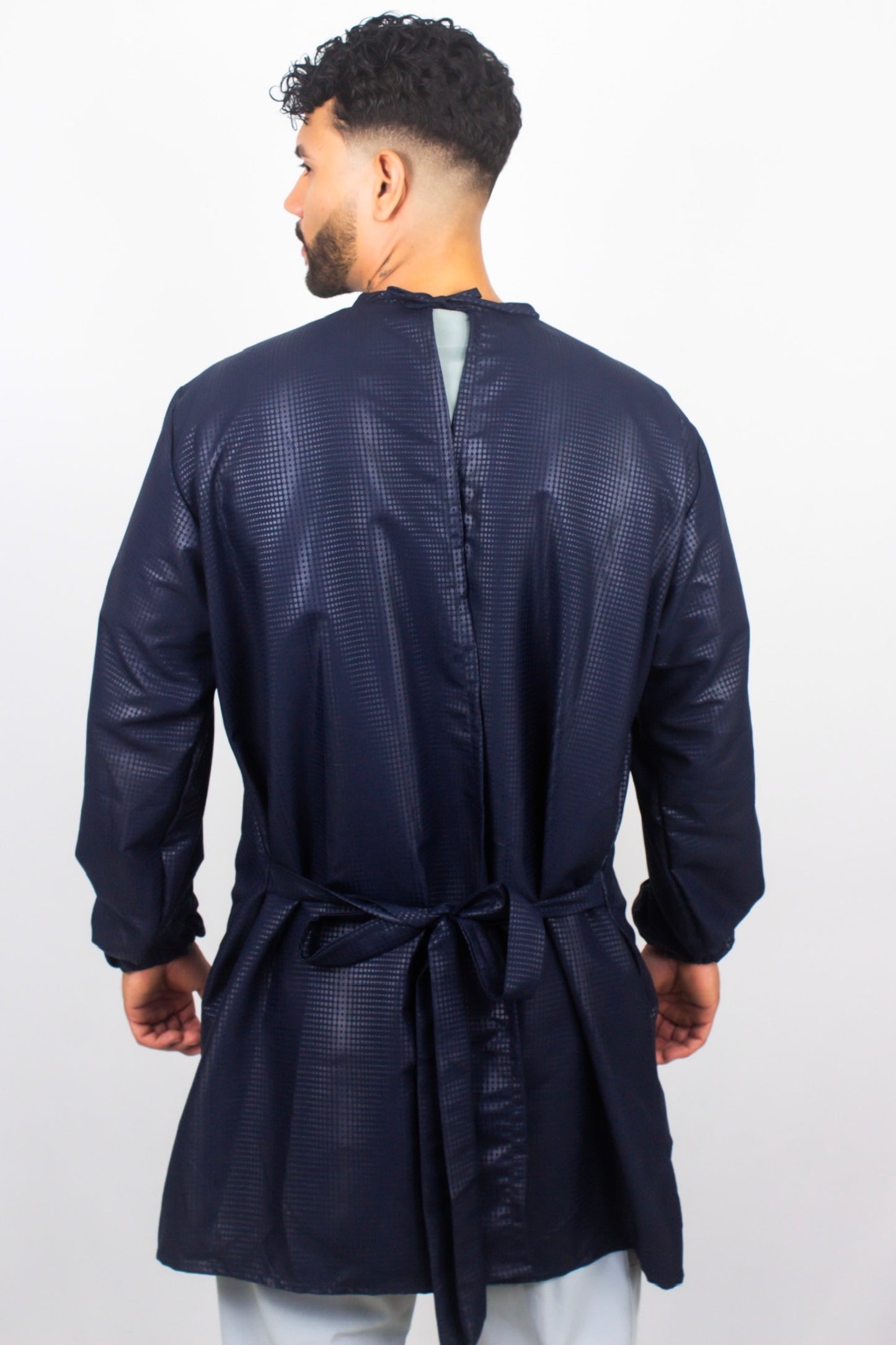 Bata antifluido quirúrgica y odontológica