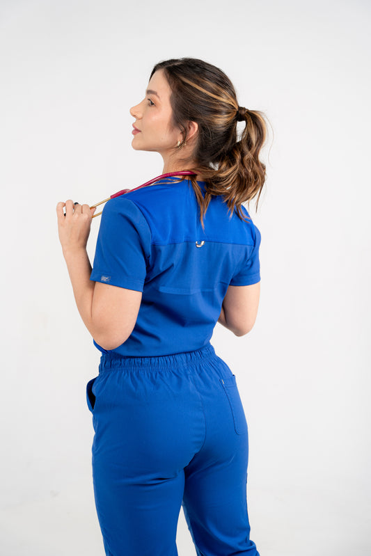 Uniforme Dama New Classic Azul rey - Tela Algodón Antifluido