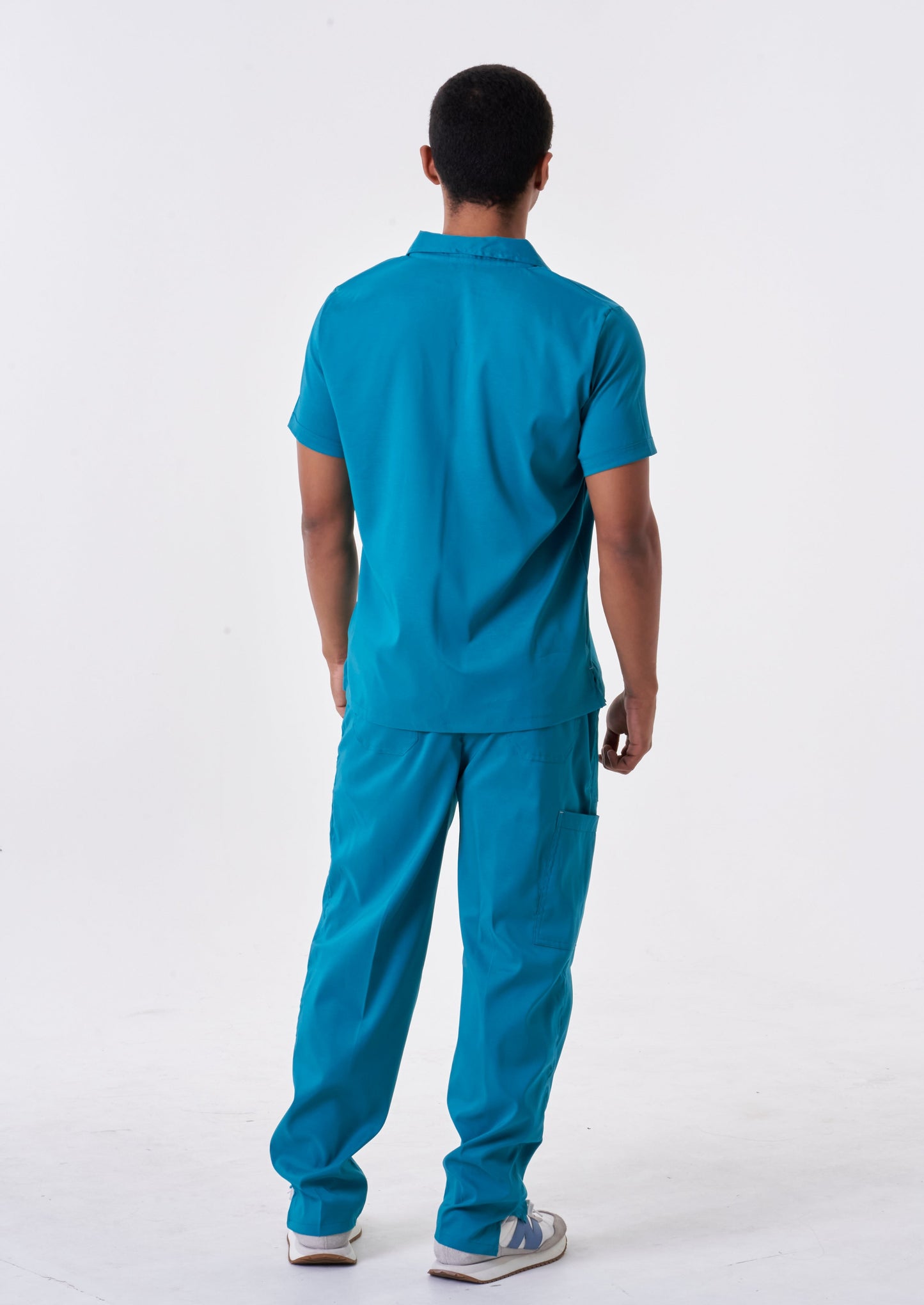 Uniforme Louis verde aguamarina ÚLTIMO TALLA S