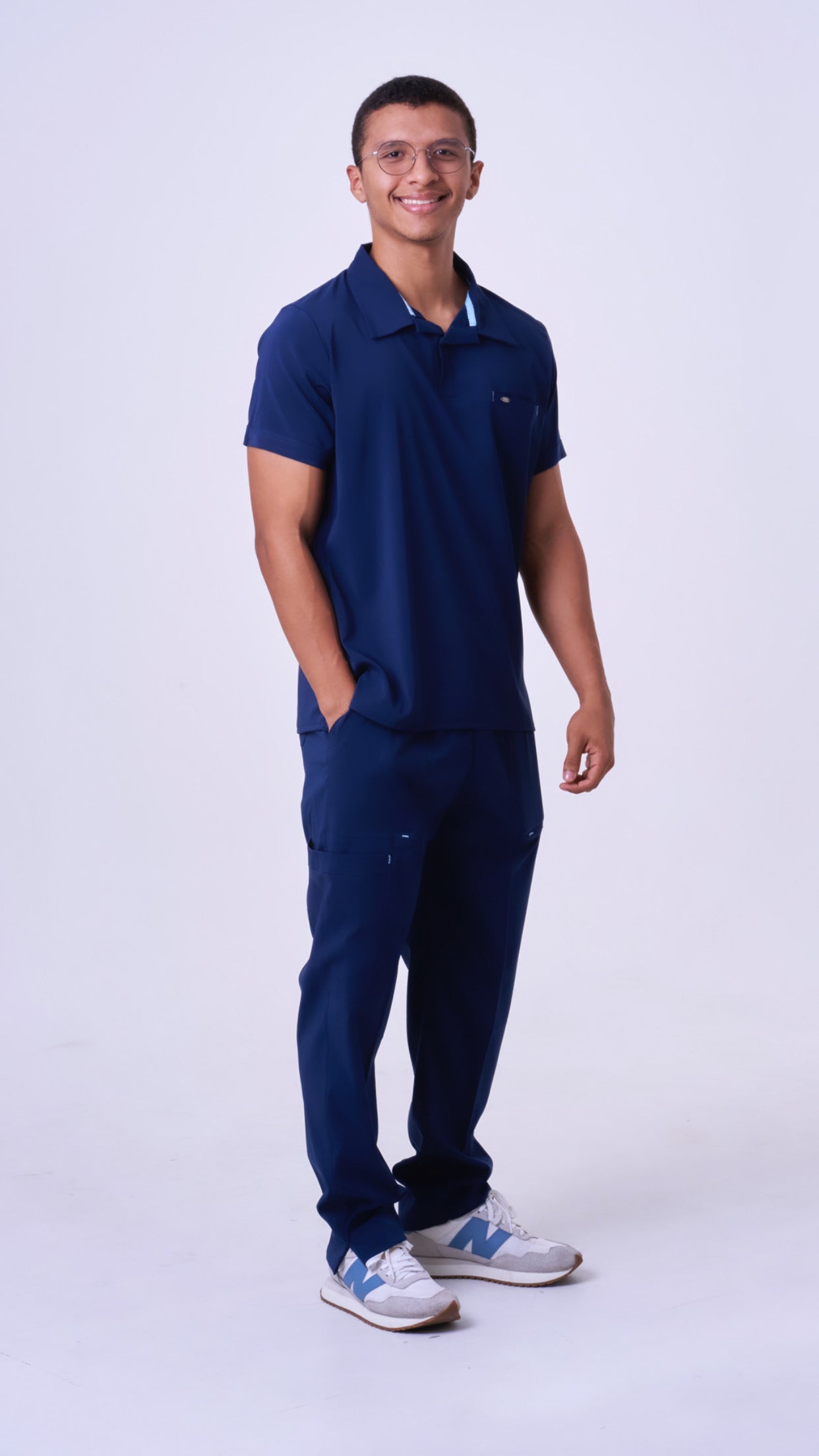 Uniforme Louis azul noche