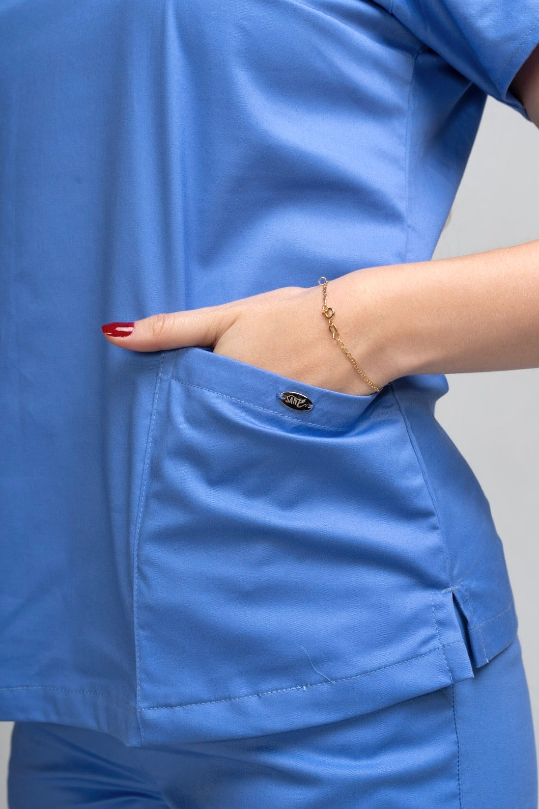 Uniforme Dama Emily azul cielo - Tela Algodón Antifluido