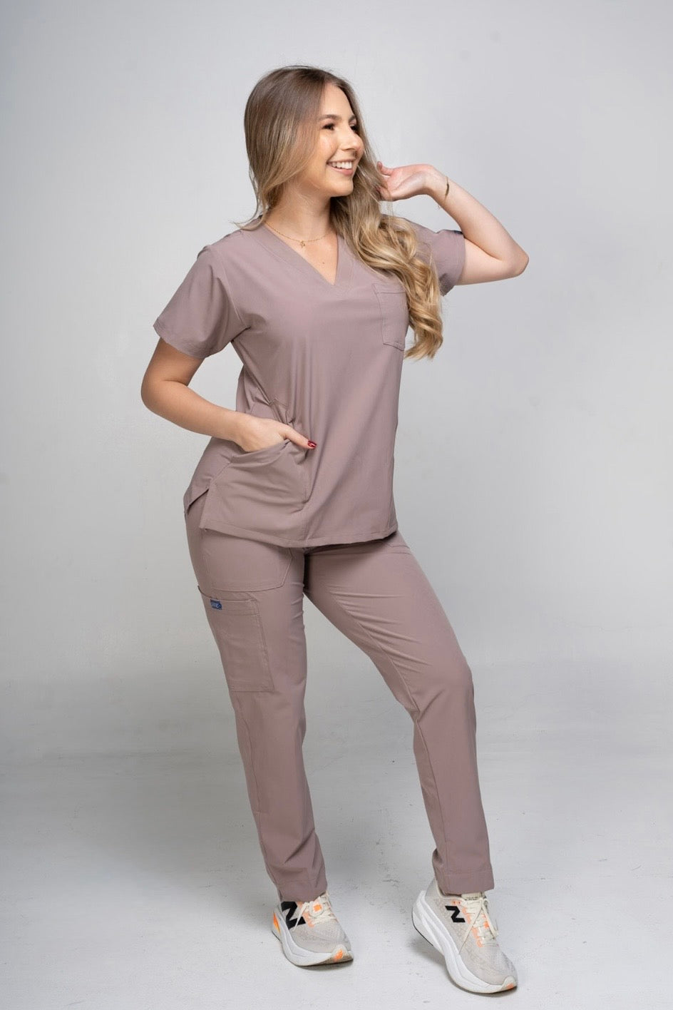 Uniforme Classic dama color Mocha
