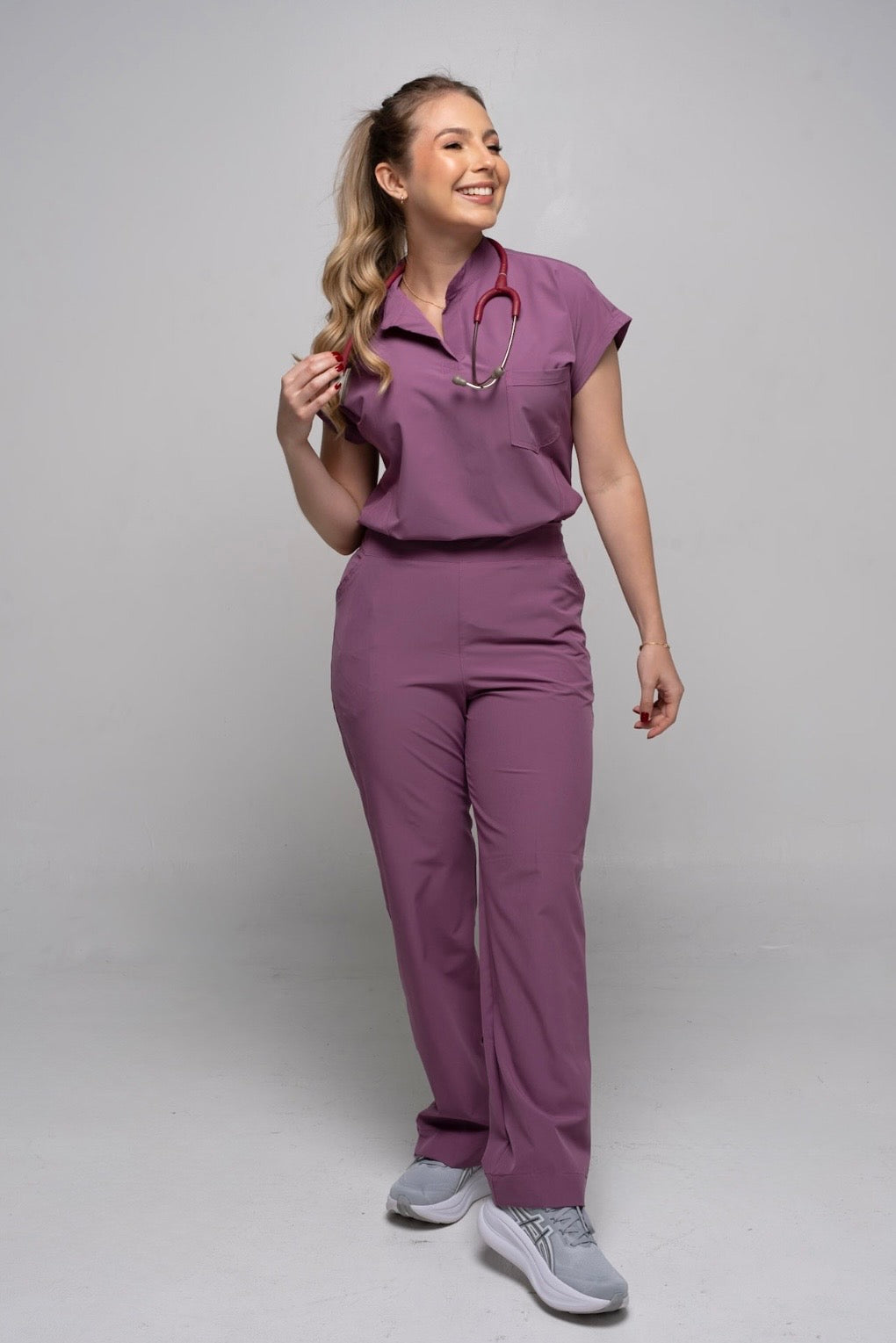 Uniforme Aline Mora pastel