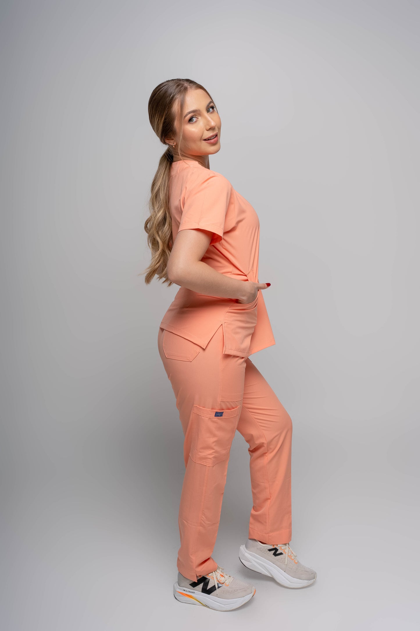 Uniforme Classic Dama color Mandarina