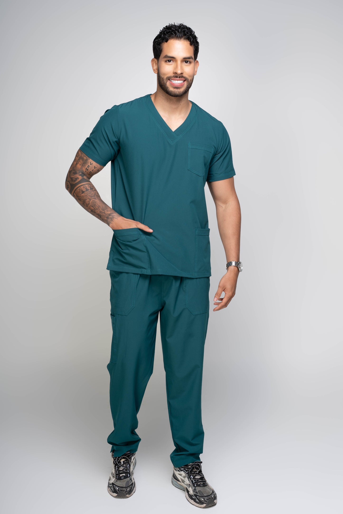 Uniforme Classic color Verde esmeralda