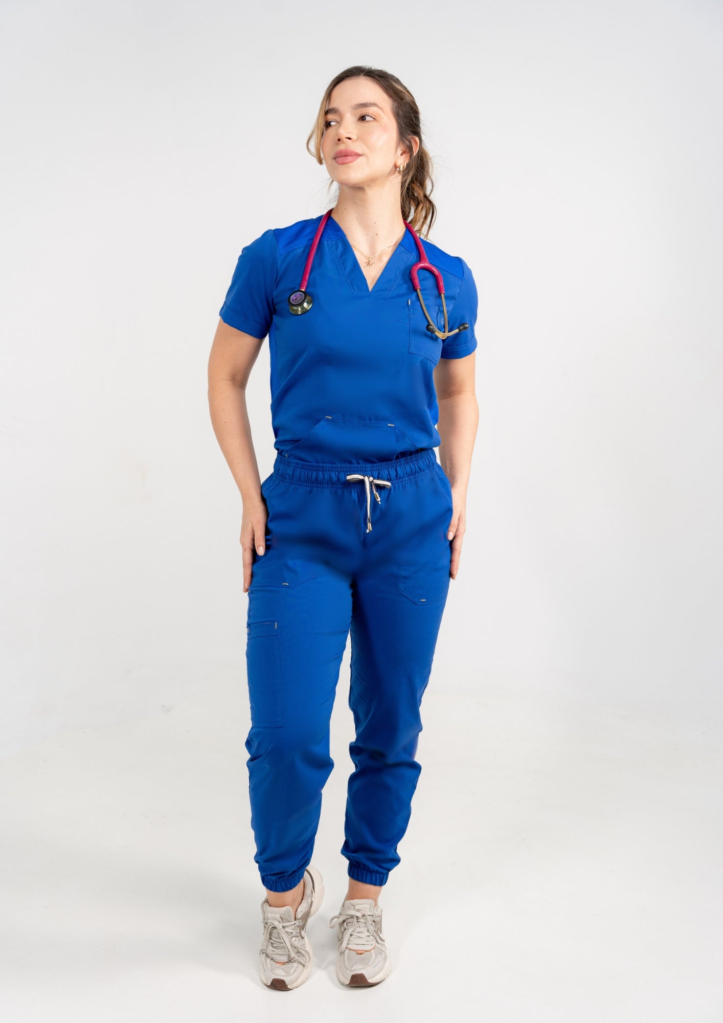 Uniforme Dama New Classic Azul rey - Tela Algodón Antifluido