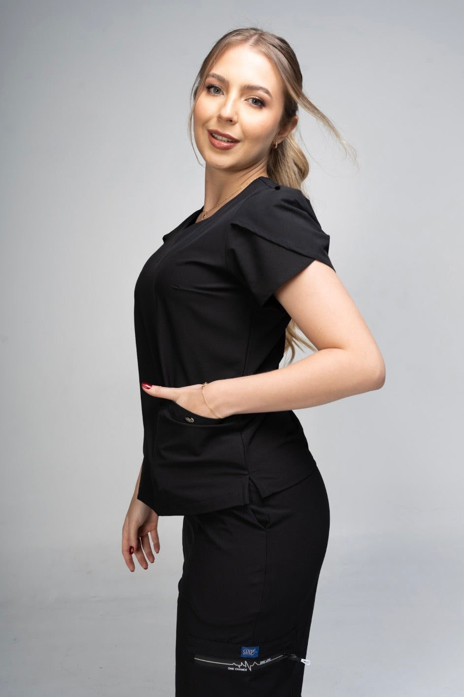 Uniforme Dama Emily Negro