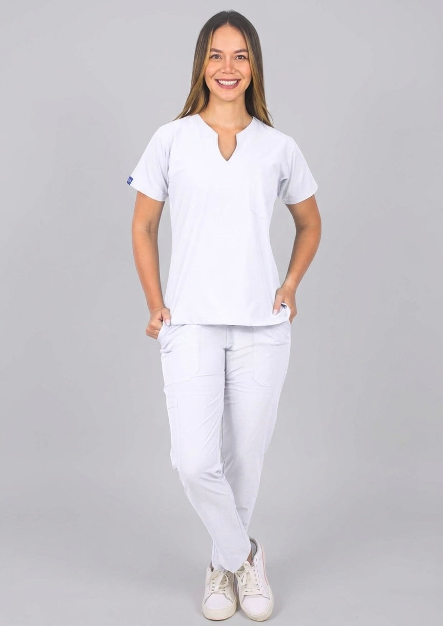 Uniforme Eva color blanco