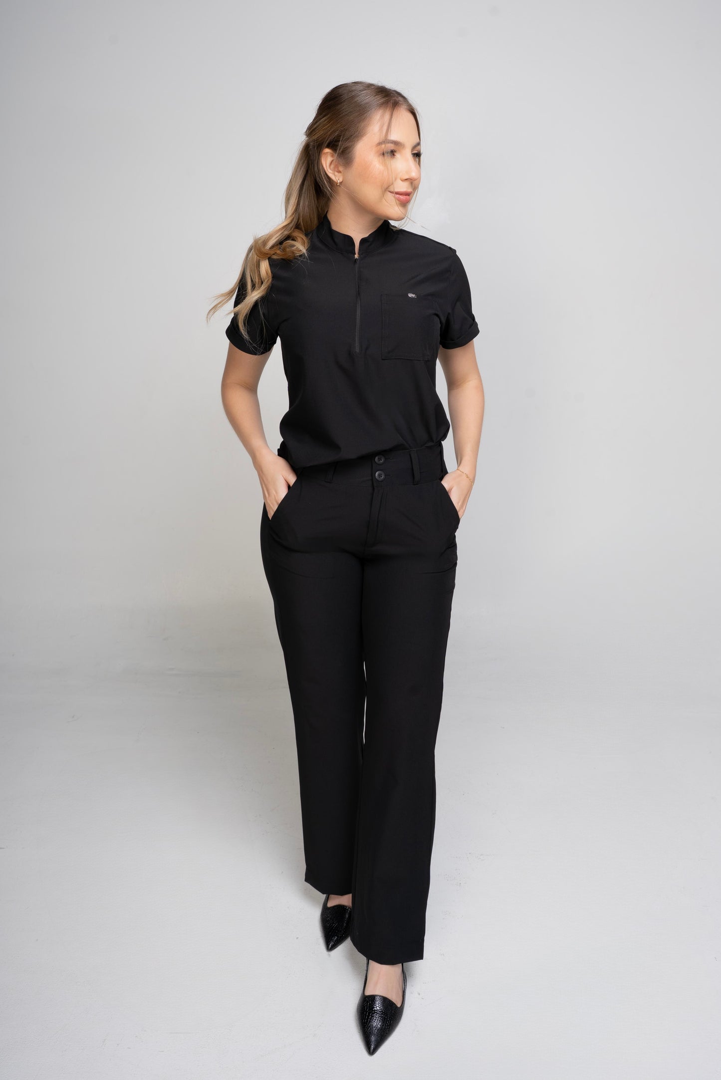 Uniforme Alice Premium color negro