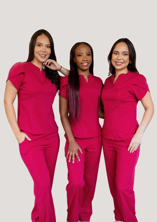 Uniforme Berenice Rojo cereza - Tela Premium