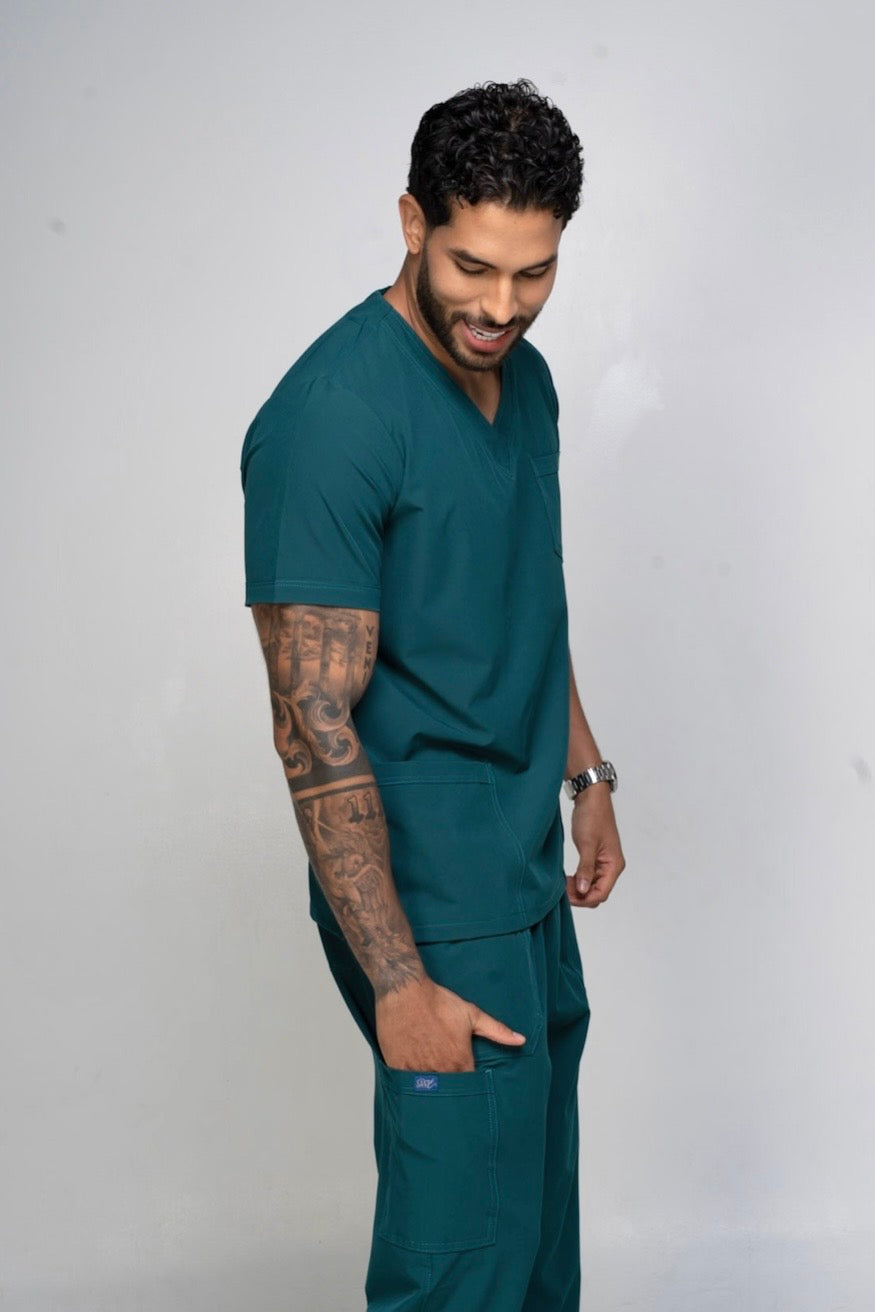 Uniforme Classic color Verde esmeralda