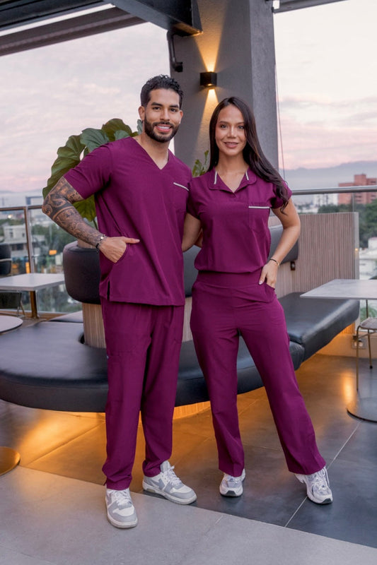 Uniforme Classic color Uva