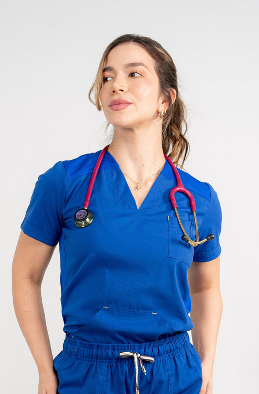 Uniforme Dama New Classic Azul rey - Tela Algodón Antifluido