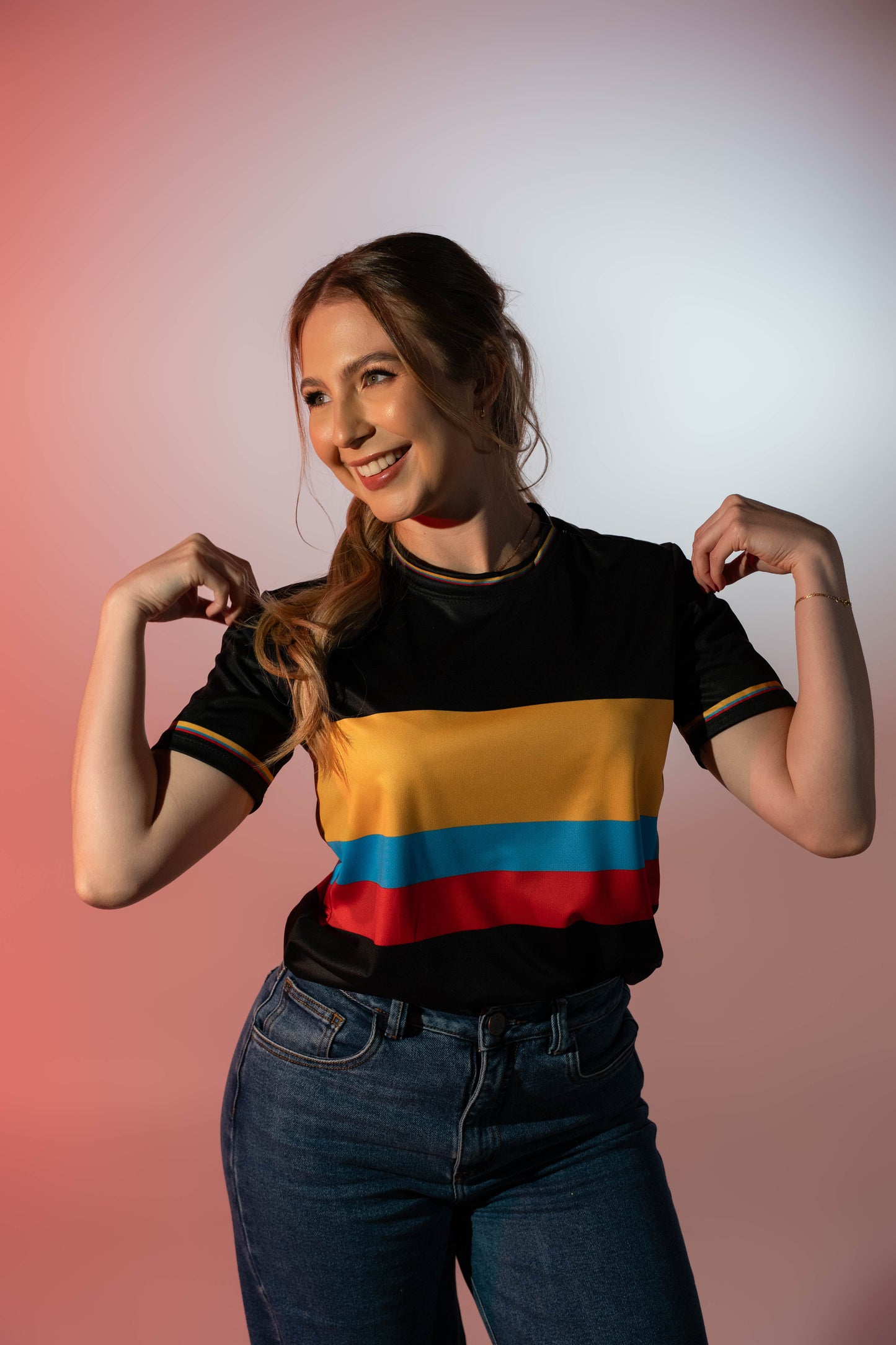 PRE VENTA - Camiseta de Colombia damas - Edición limitada